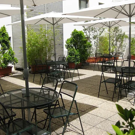 里斯本旅行公园酒店