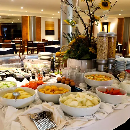 里斯本旅行公园酒店 3* Lisboa